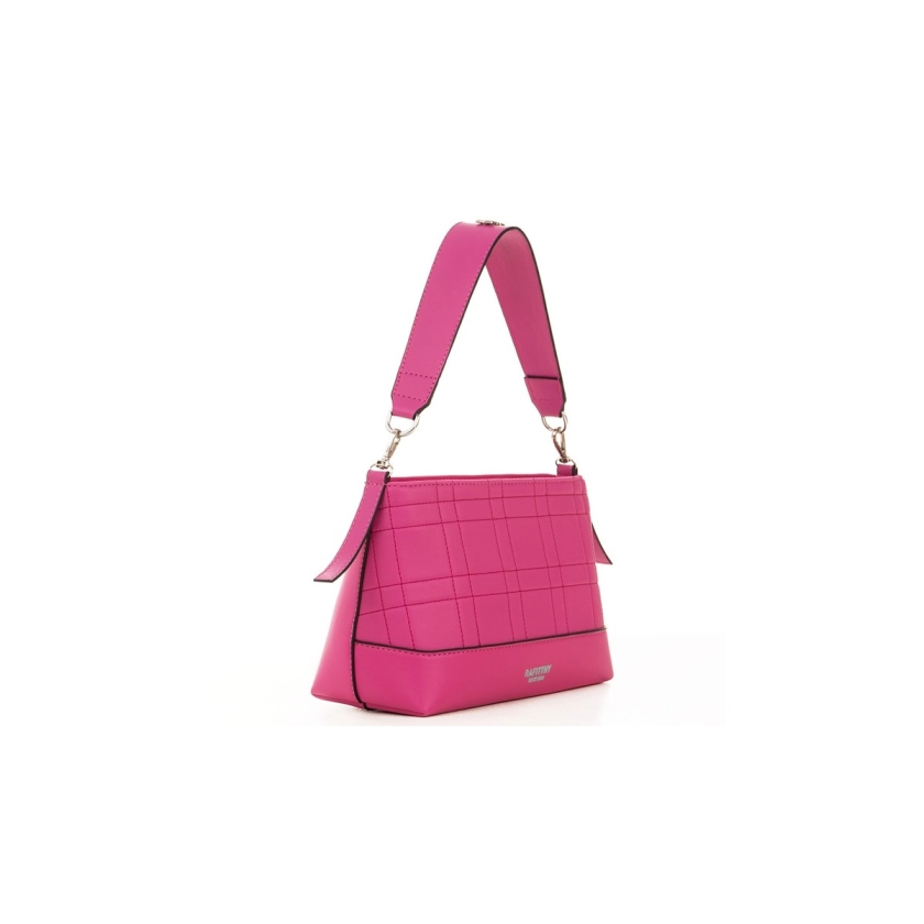 Na imagem temos uma linda bolsa feminina na cor fucsia com detalhes em costura com alça dupla transversal e tiracolo, linda e elegante