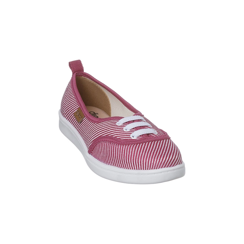 Na imagem temos um lindo tênis feminino Dijean calce fácil na cor pink com pequenas listras. Conforto e estilo para os pés no dia a dia.